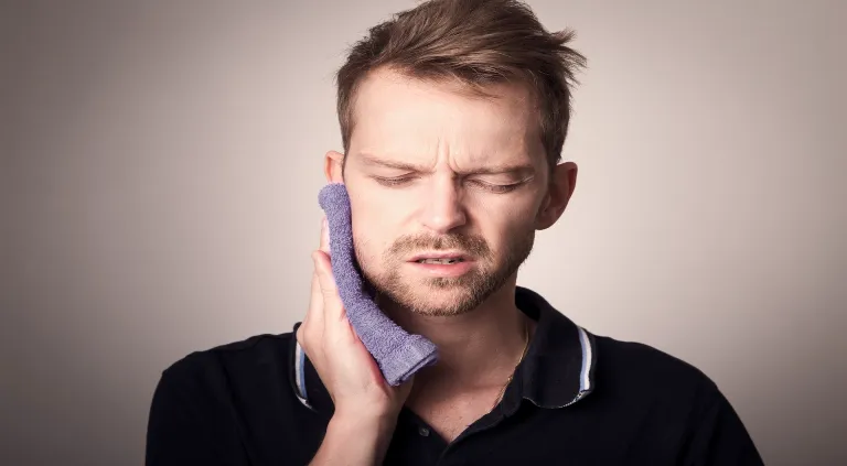¿Se puede curar la caries dental por sí sola?